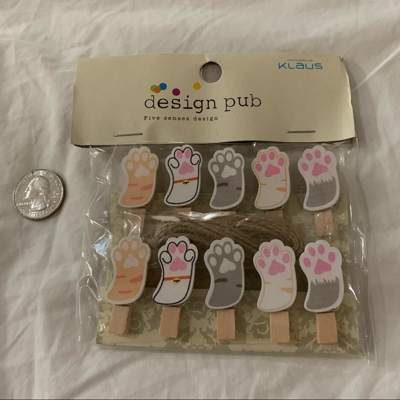 Cat Paw Themed Wooden Clips set of 10 - Picture 3 of 8